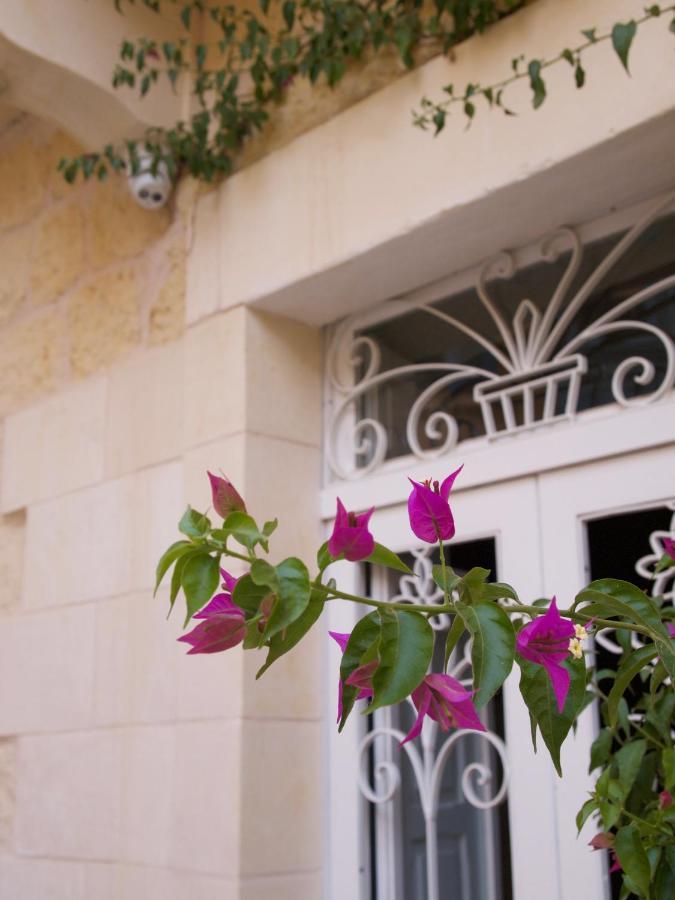Provicario Bed and Breakfast Victoria Εξωτερικό φωτογραφία